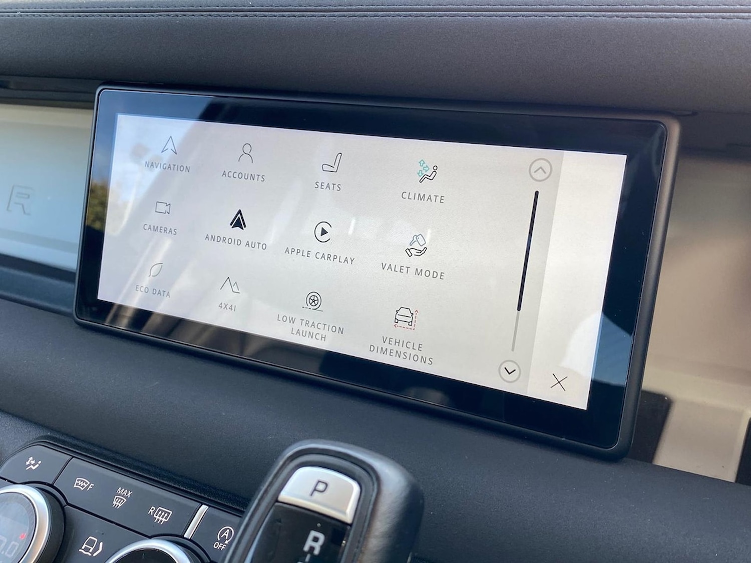 Used Land Rover Defender 2022 for sale - 76518612: Photo 32