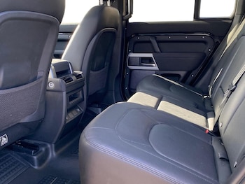 Used Land Rover Defender 2022 for sale - 76518612: Photo