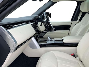 Used Land Rover Range Rover 2025 for sale - 78640576: Photo