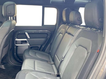 Used Land Rover Defender 2023 for sale - 78526622: Photo