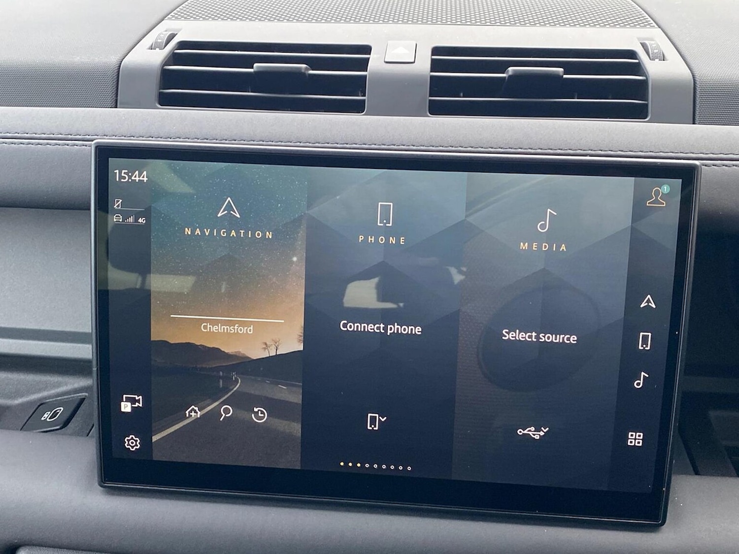 Used Land Rover Defender 2025 for sale - 78026190: Photo 11