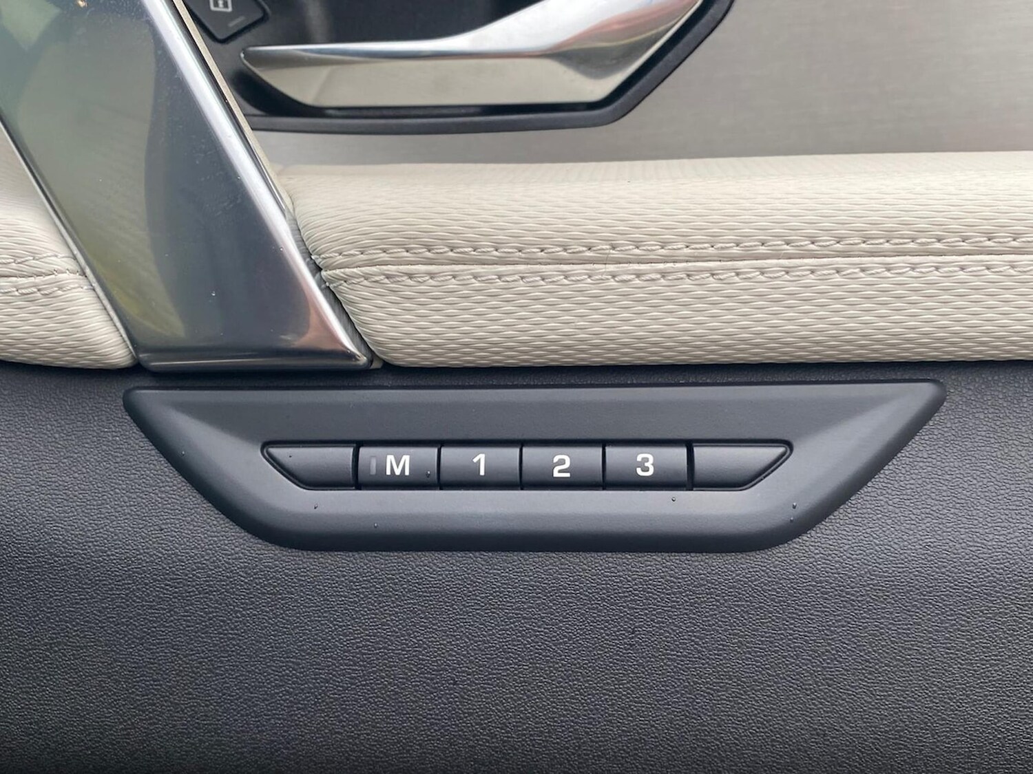 Used Land Rover Discovery Sport 2025 for sale - 78193717: Photo 27