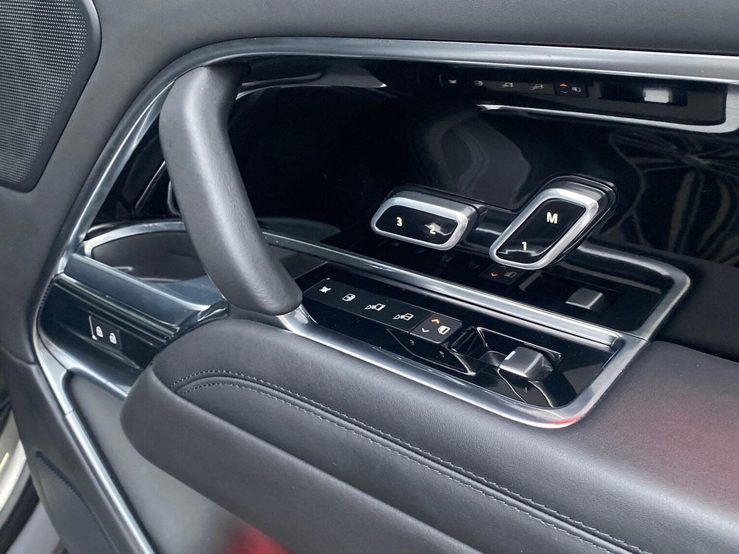 Used Land Rover Range Rover 2023 for sale - 77946129: Photo 35