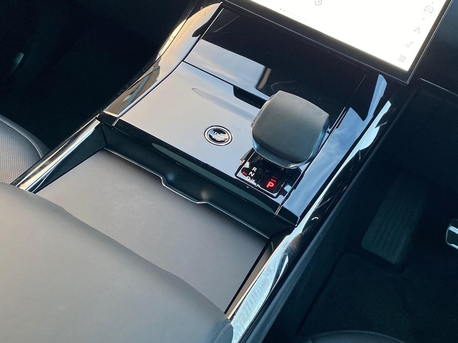 Used Land Rover Range Rover Sport 2024 for sale - 77487878: Photo 13