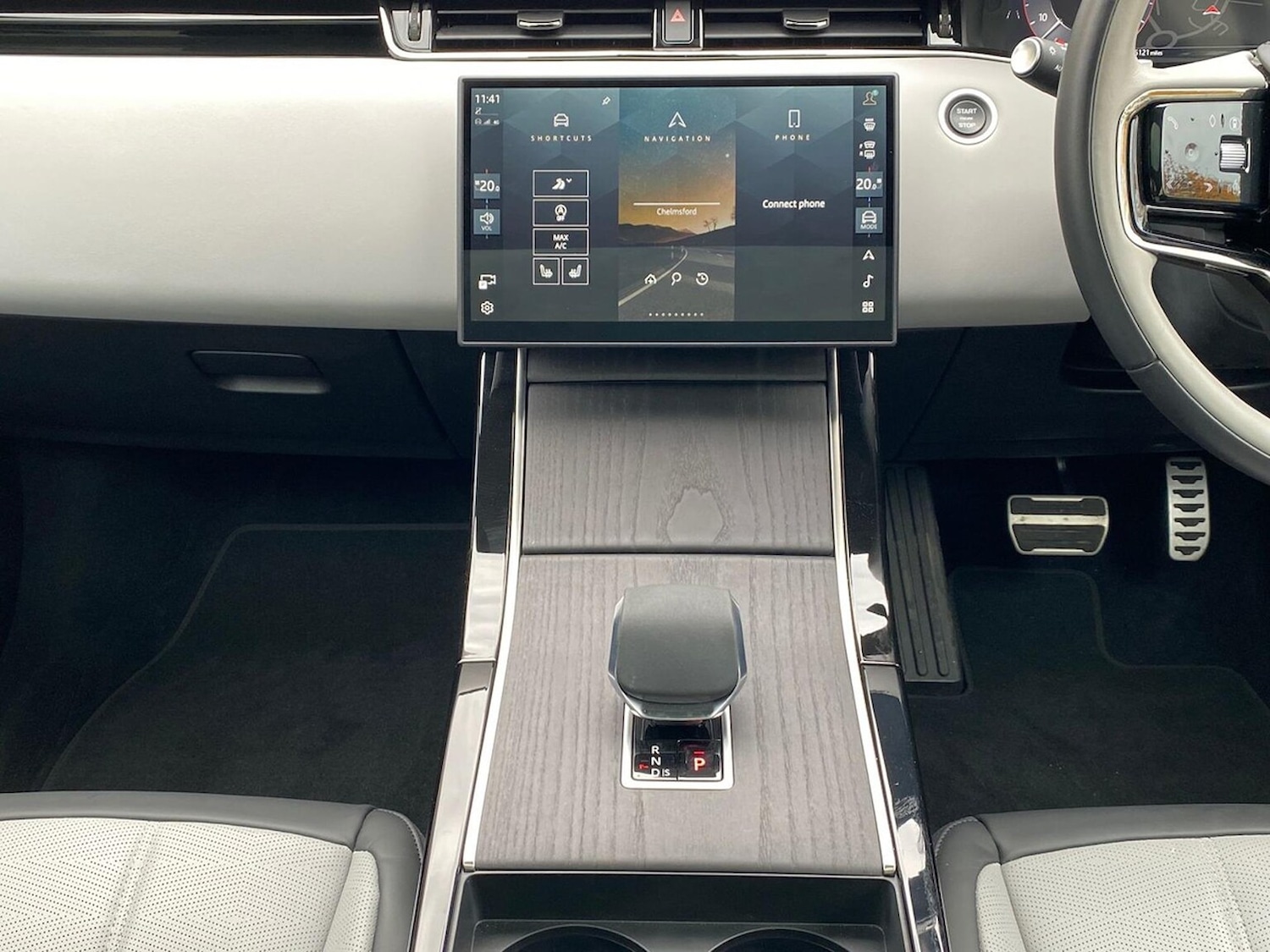 Used Land Rover Range Rover Evoque 2025 for sale - 76478197: Photo 14