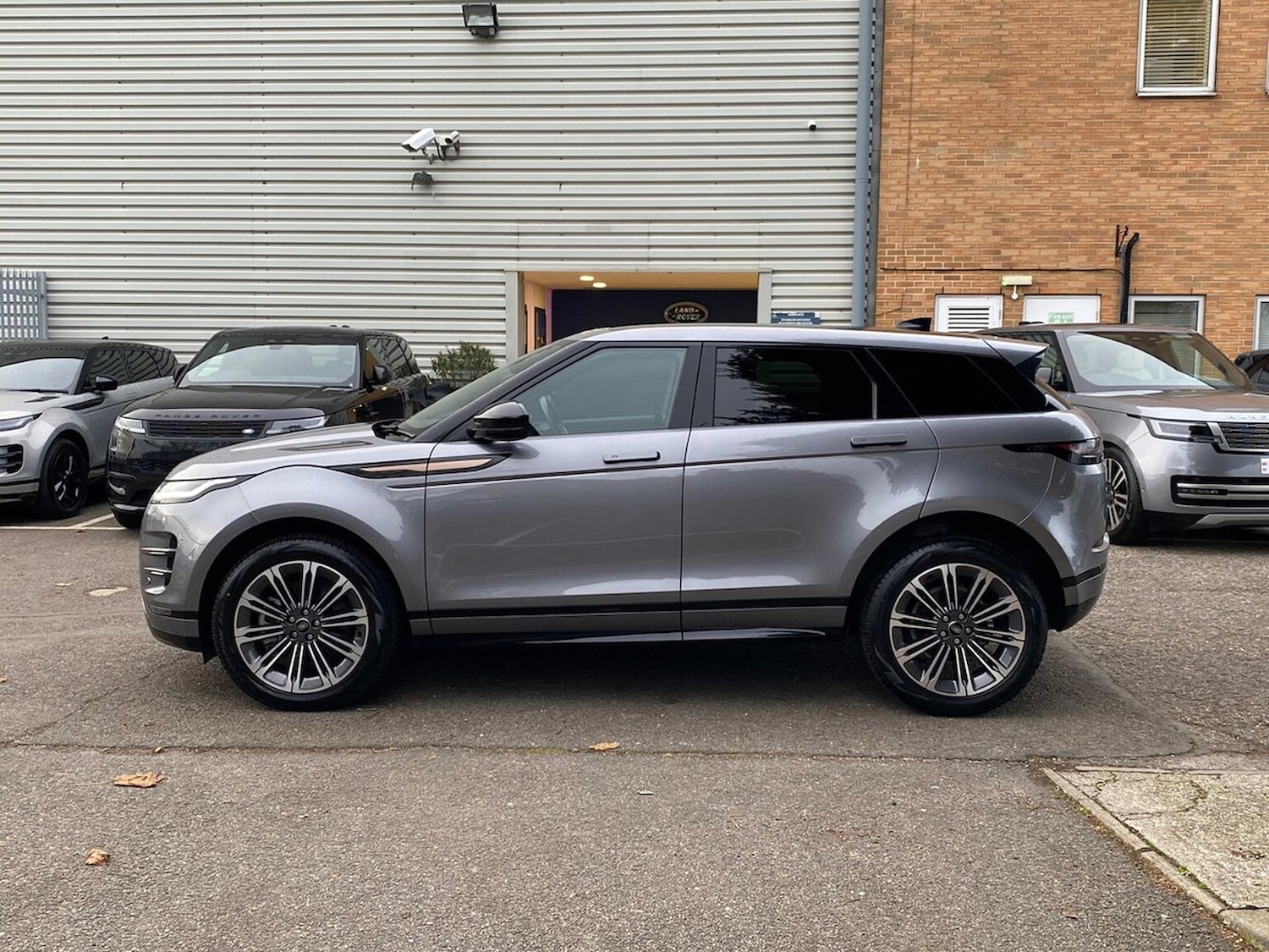 Used Land Rover Range Rover Evoque 2024 for sale - 76982894: Photo 40