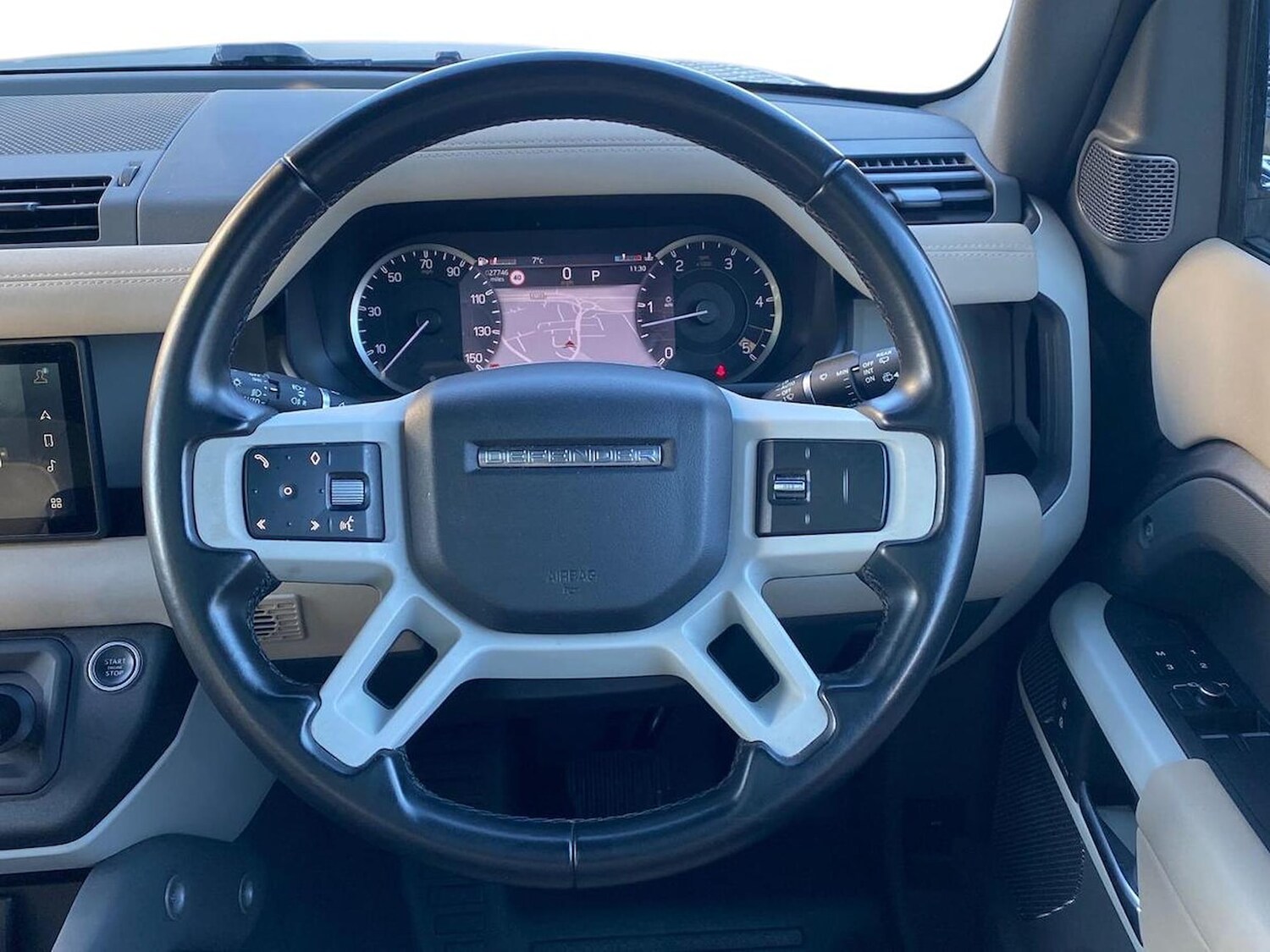 Used Land Rover Defender 2022 for sale - 76707522: Photo 15