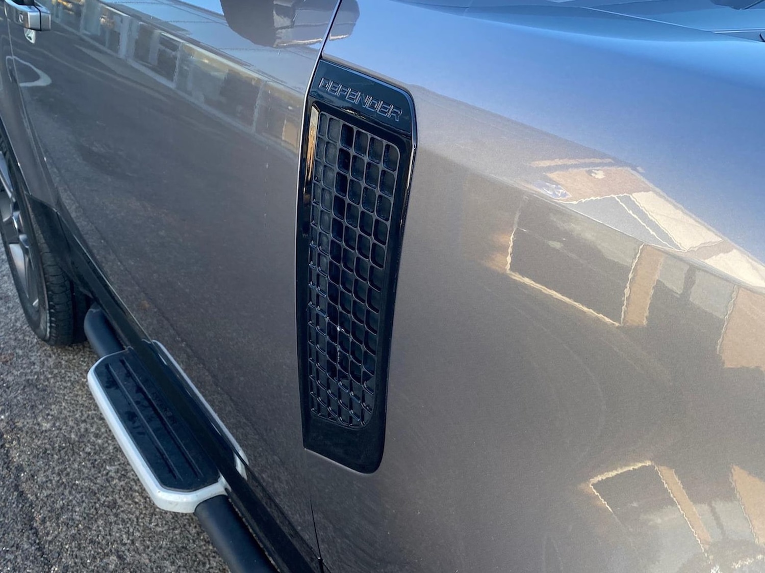 Used Land Rover Defender 2022 for sale - 76707522: Photo 32