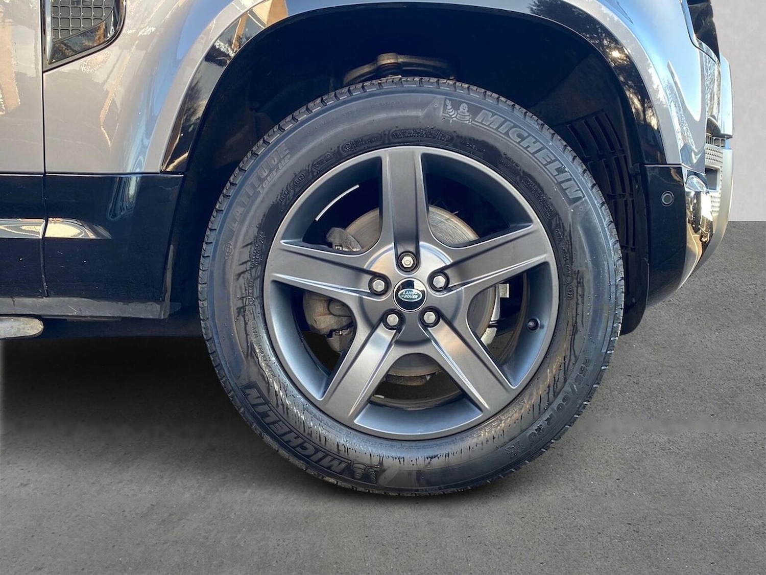 Used Land Rover Defender 2022 for sale - 76707522: Photo 8