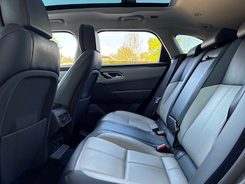 Used Land Rover Range Rover Velar 2024 for sale - 79459318: Photo