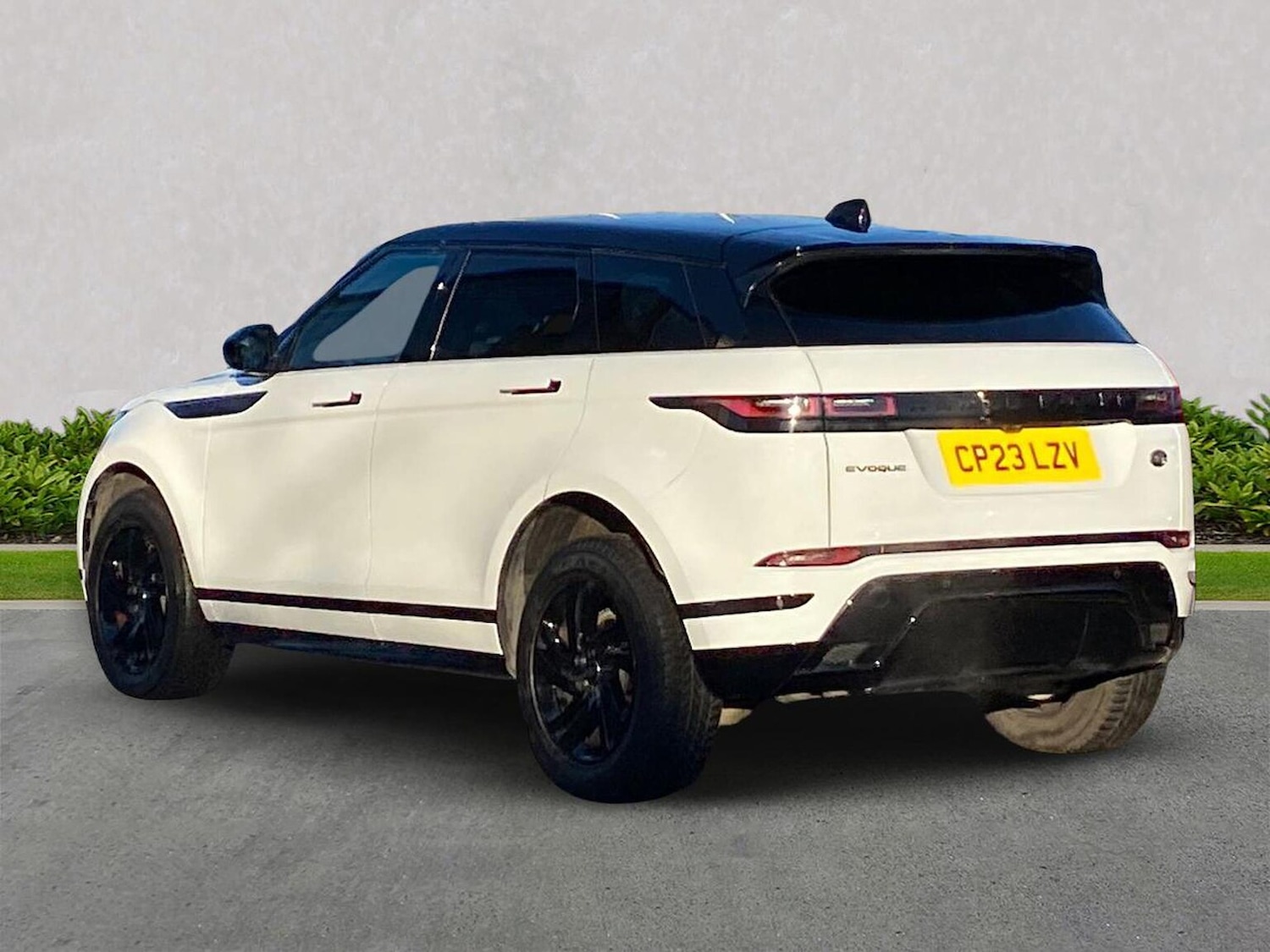 Used Land Rover Range Rover Evoque 2023 for sale - 77487843: Photo 2