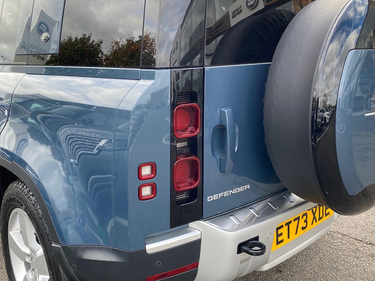 Used Land Rover Defender 2023 for sale - 76392447: Photo 19