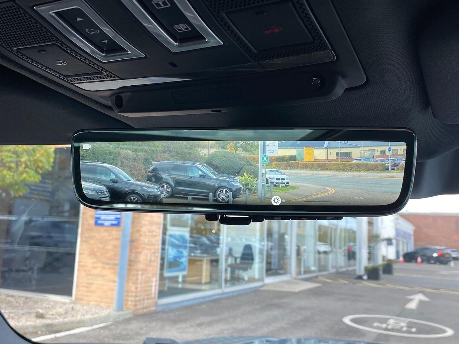 Used Land Rover Defender 2023 for sale - 76392447: Photo 40