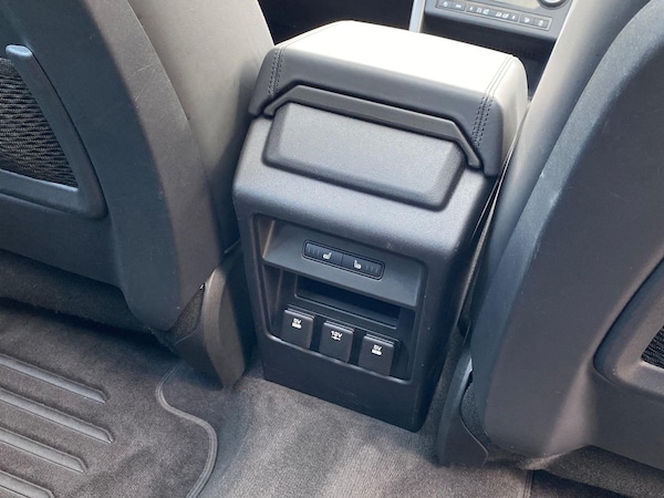 Used Land Rover Discovery Sport 2018 for sale - 76243906: Photo 18