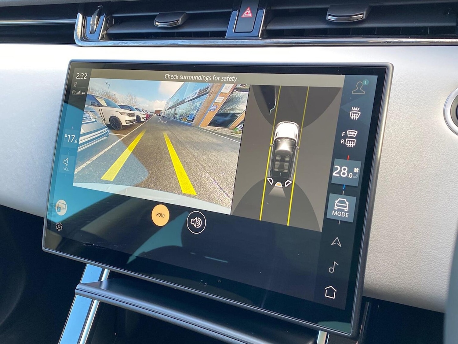 Used Land Rover Range Rover Evoque 2024 for sale - 77896303: Photo 12