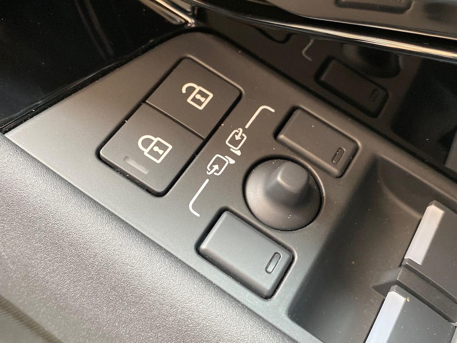 Used Land Rover Range Rover Evoque 2025 for sale - 78213690: Photo 27