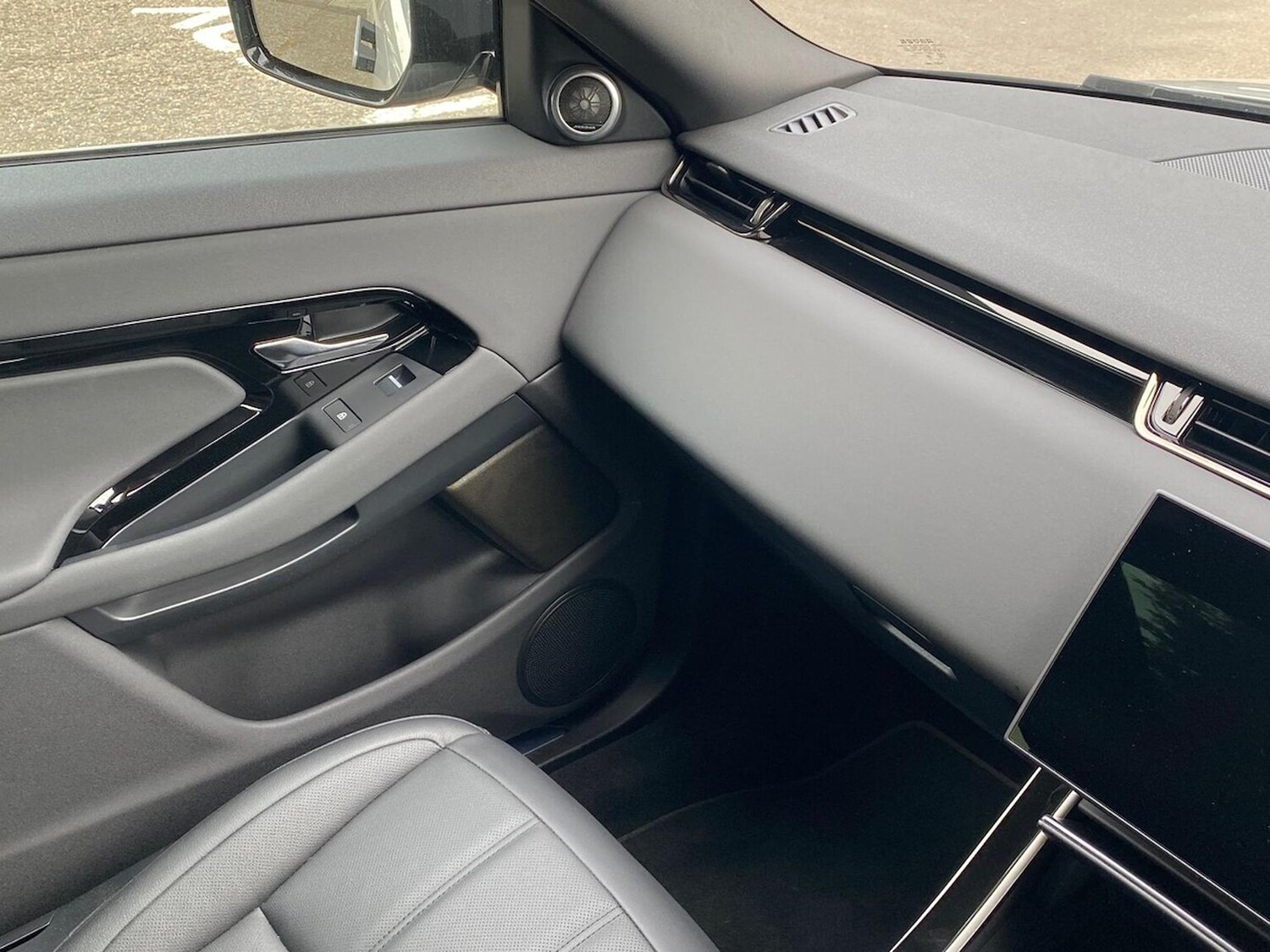 Used Land Rover Range Rover Evoque 2025 for sale - 78213690: Photo 45