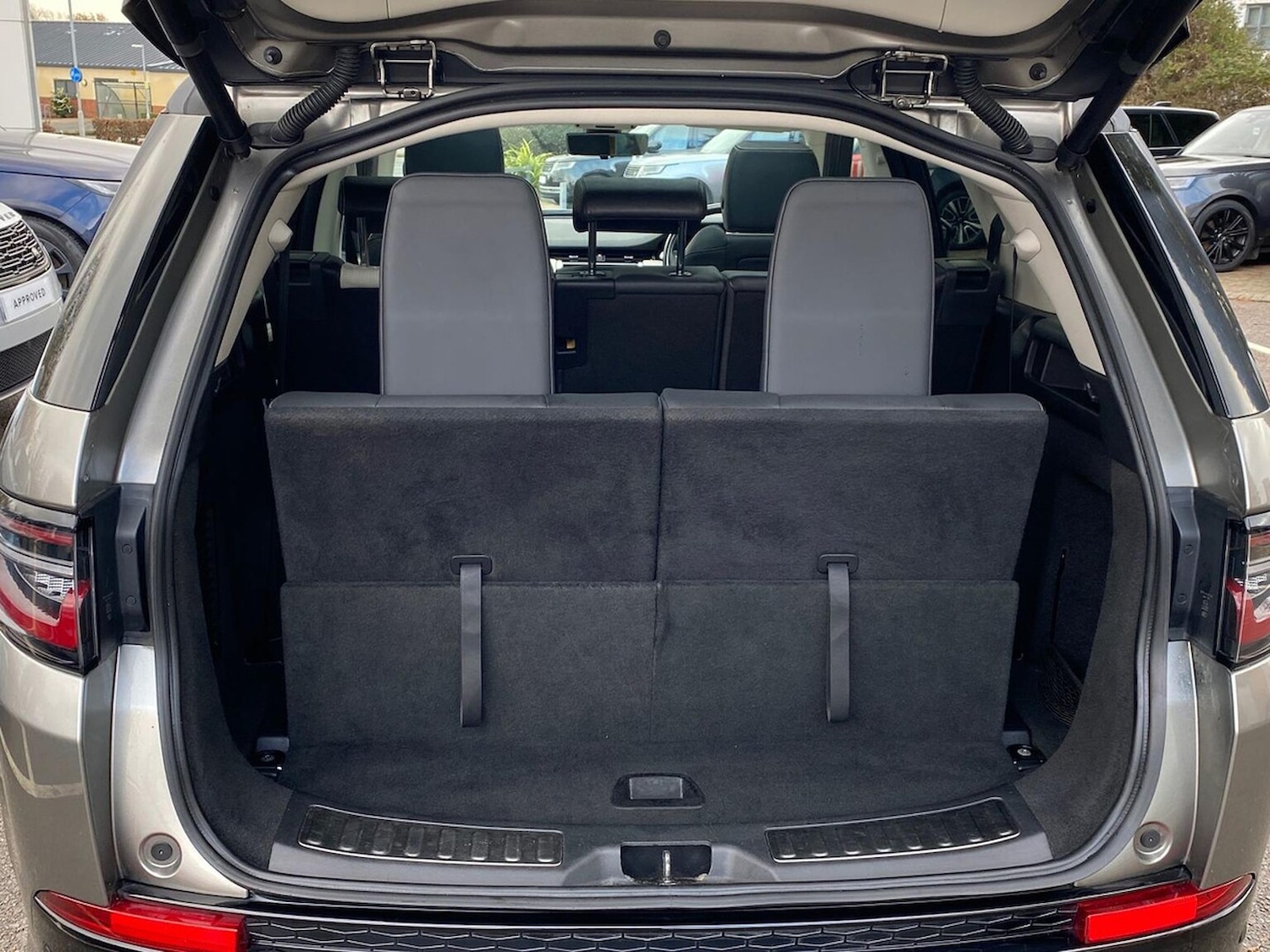 Used Land Rover Discovery Sport 2020 for sale - 76785184: Photo 30