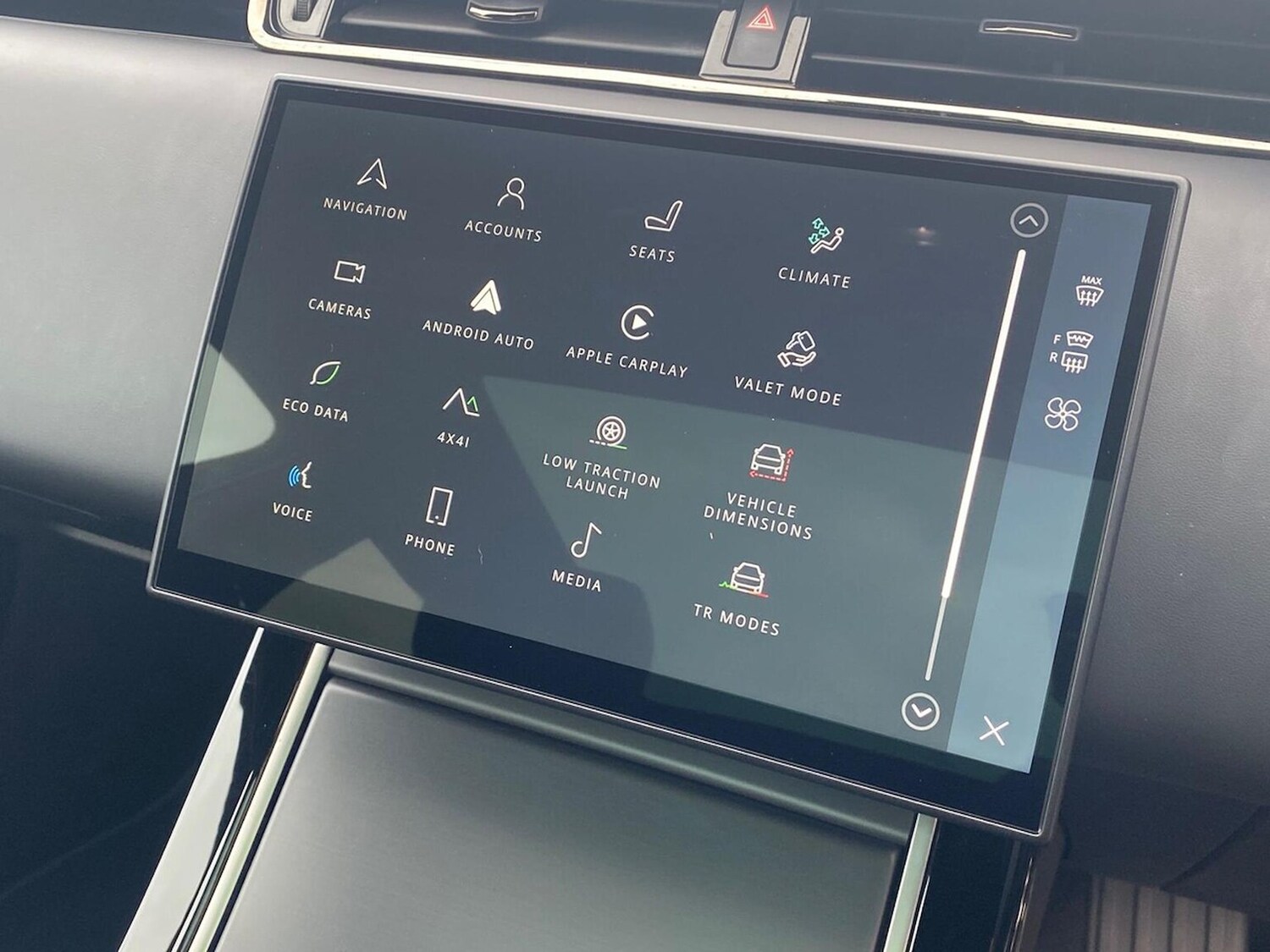 Used Land Rover Range Rover Evoque 2025 for sale - 77487976: Photo 32