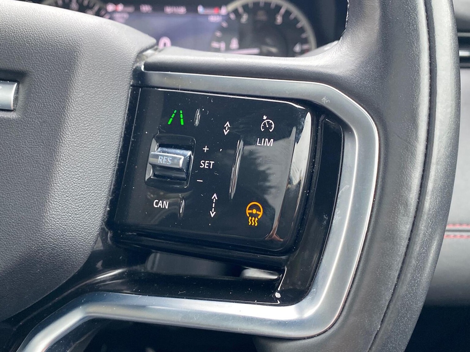 Used Land Rover Discovery Sport 2022 for sale - 77003684: Photo 32