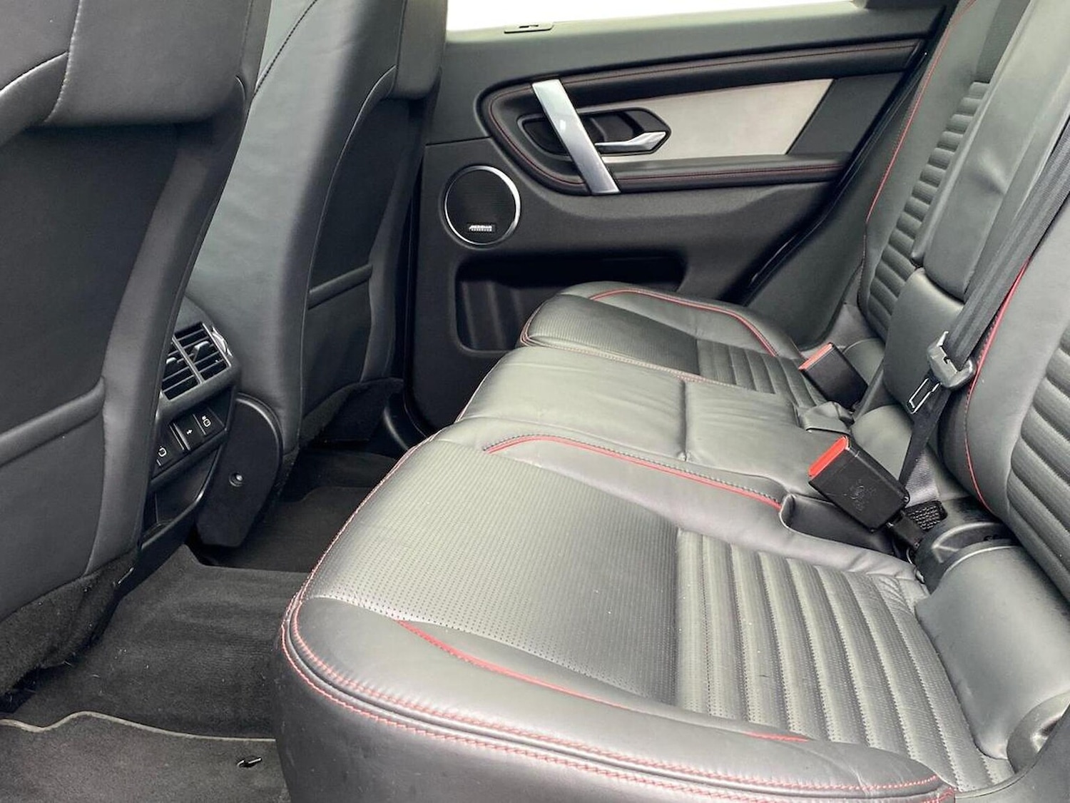 Used Land Rover Discovery Sport 2022 for sale - 77003684: Photo 6