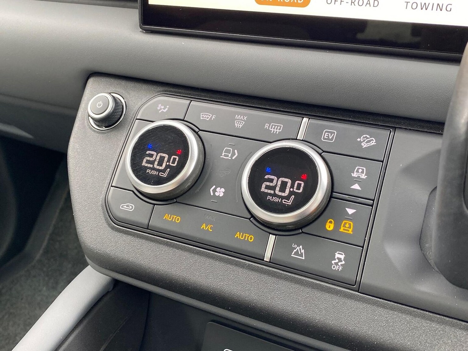 Used Land Rover Defender 2023 for sale - 76478195: Photo 39