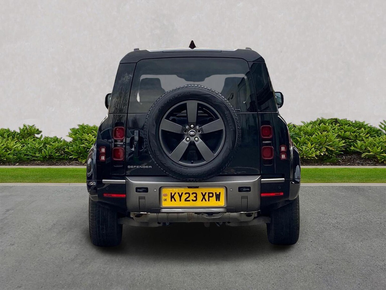 Used Land Rover Defender 2023 for sale - 76478195: Photo 6