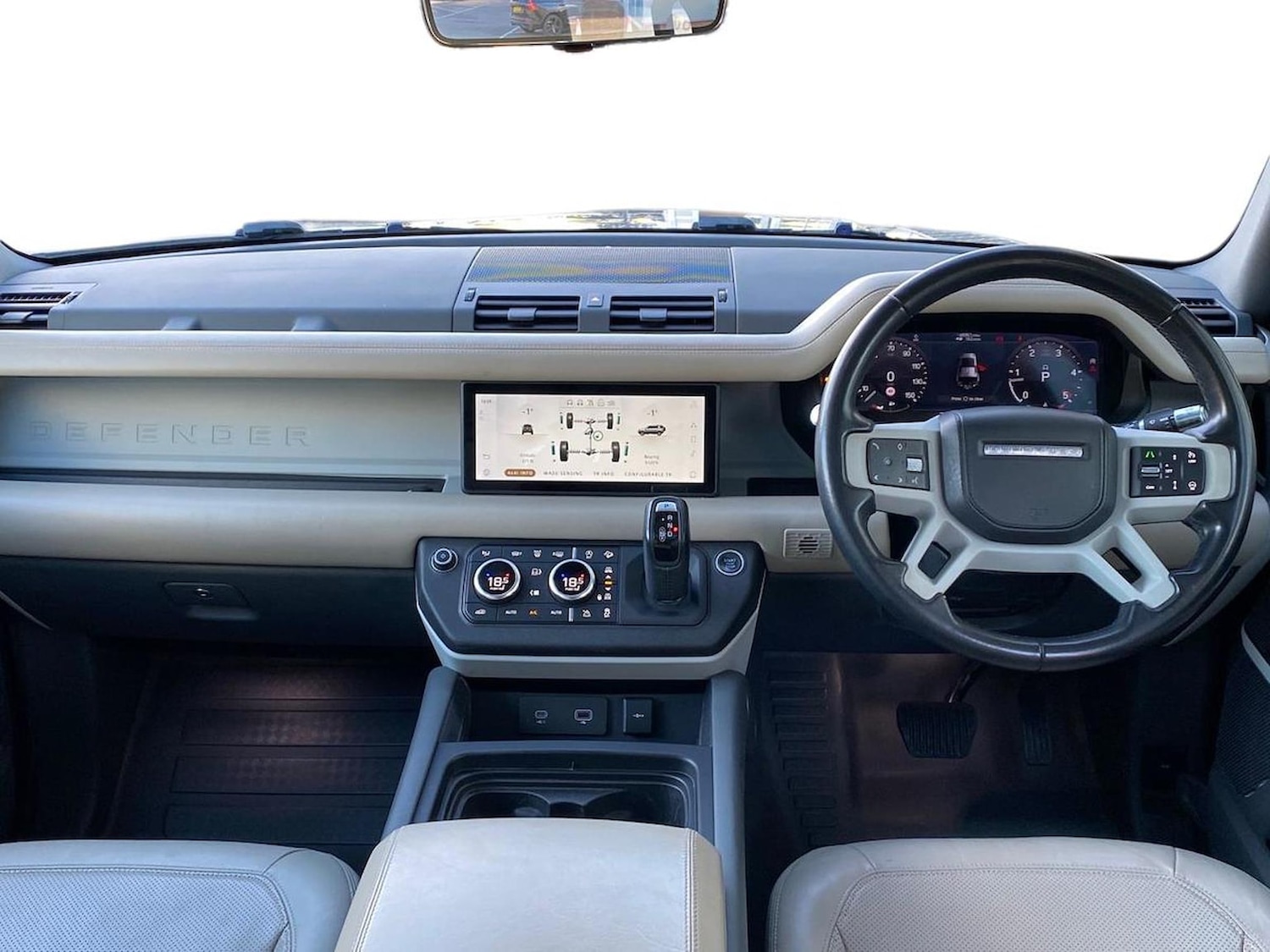 Used Land Rover Defender 2020 for sale - 76347041: Photo 9
