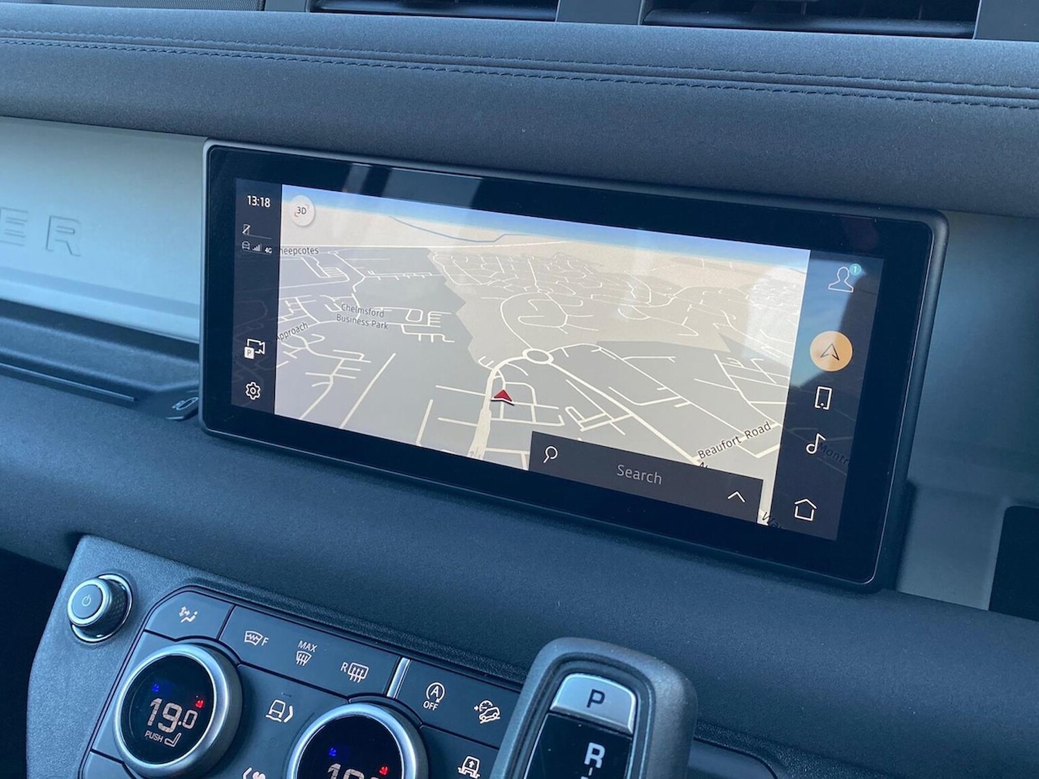 Used Land Rover Defender 2022 for sale - 76707528: Photo 11