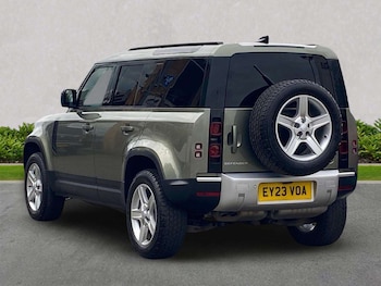 Used Land Rover Defender 2023 for sale - 78324352: Photo