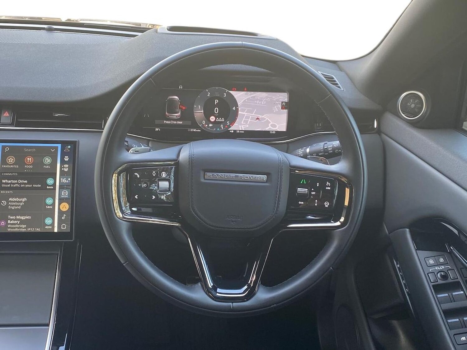 Used Land Rover Range Rover Evoque 2025 for sale - 76799344: Photo 15