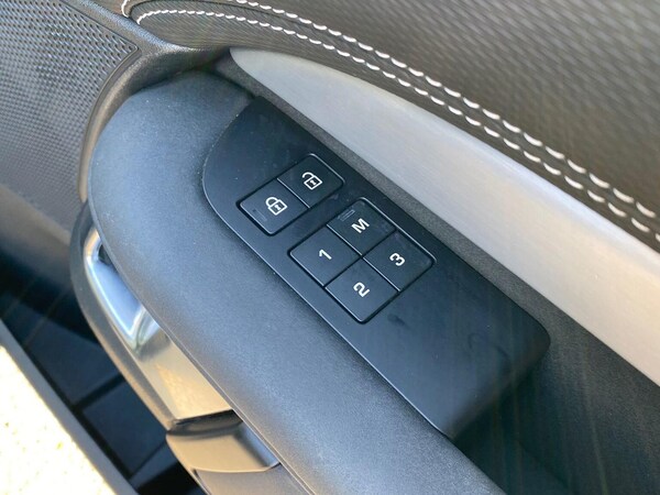 Used Land Rover Discovery 2021 for sale - 76211983: Photo 25