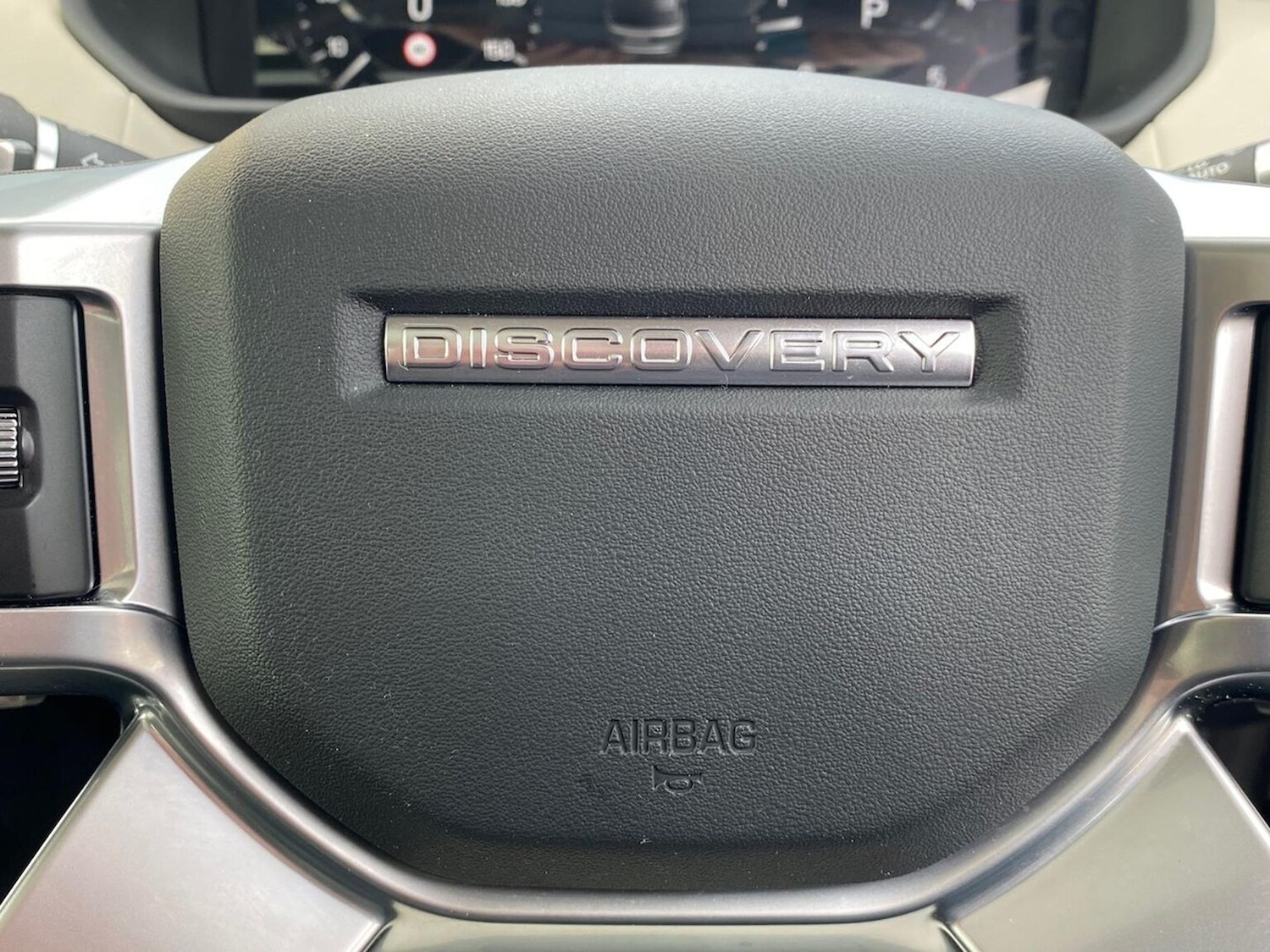 Used Land Rover Discovery 2025 for sale - 77973949: Photo 40