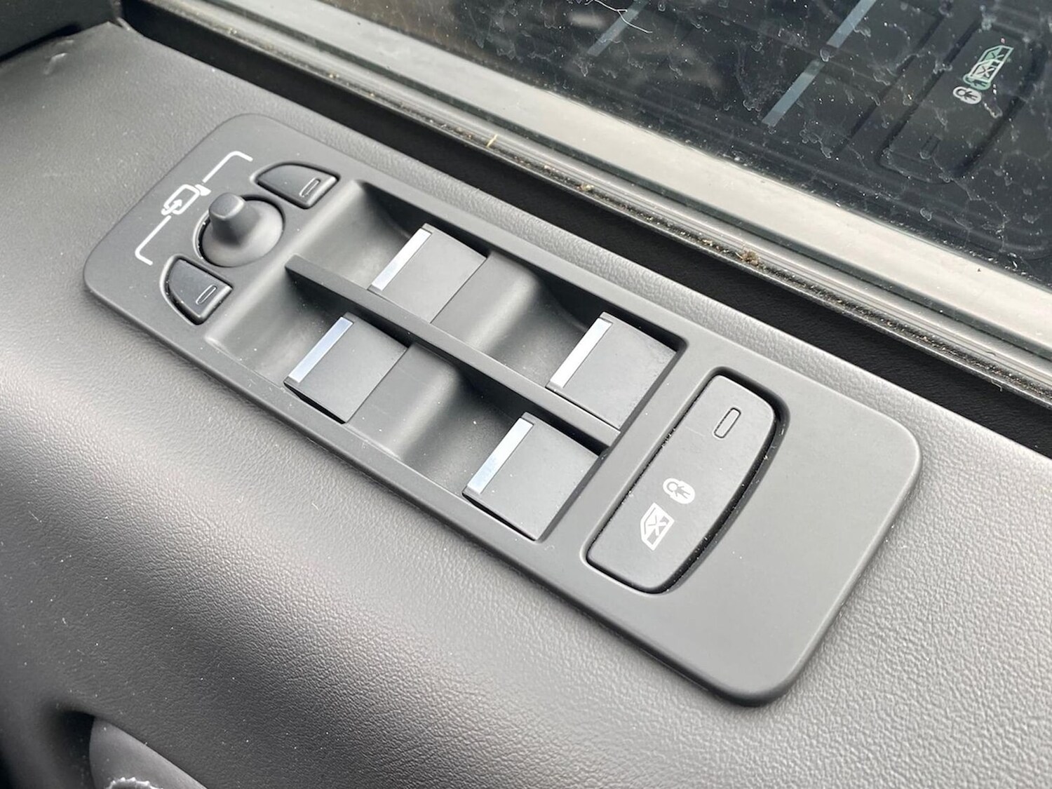 Used Land Rover Discovery Sport 2024 for sale - 78193605: Photo 27