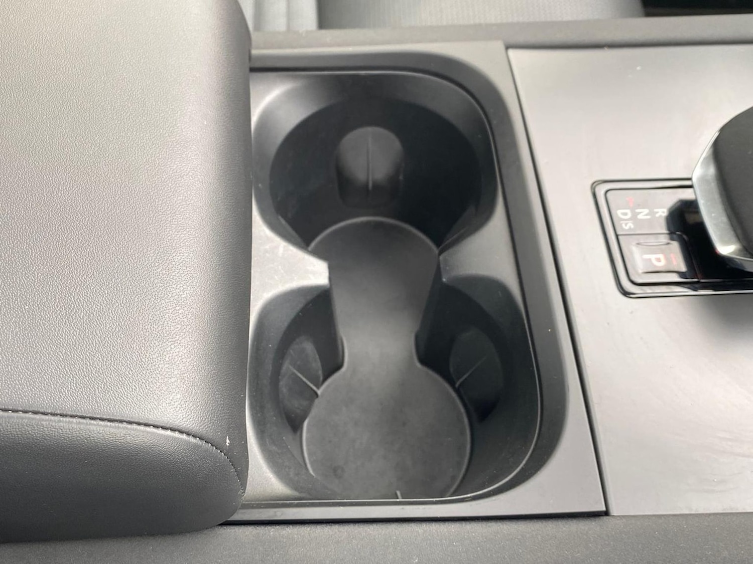 Used Land Rover Discovery Sport 2024 for sale - 78193605: Photo 38