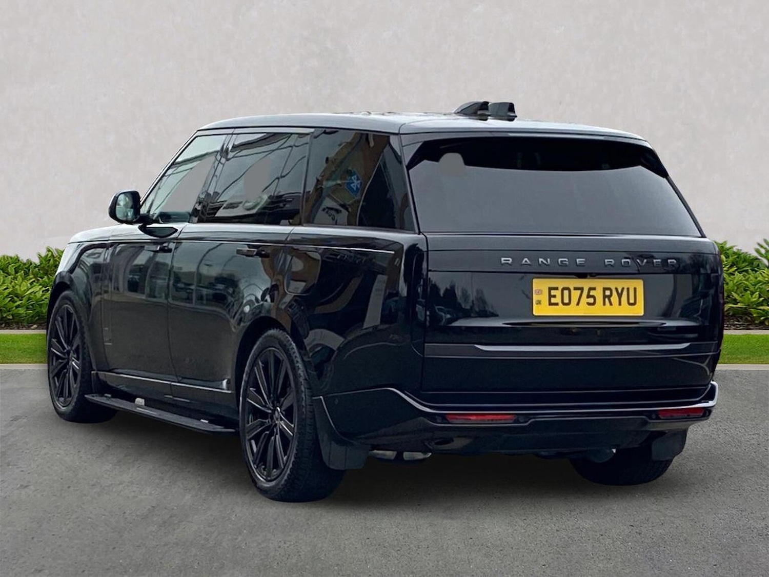 Used Land Rover Range Rover 2025 for sale - 77487845: Photo 2