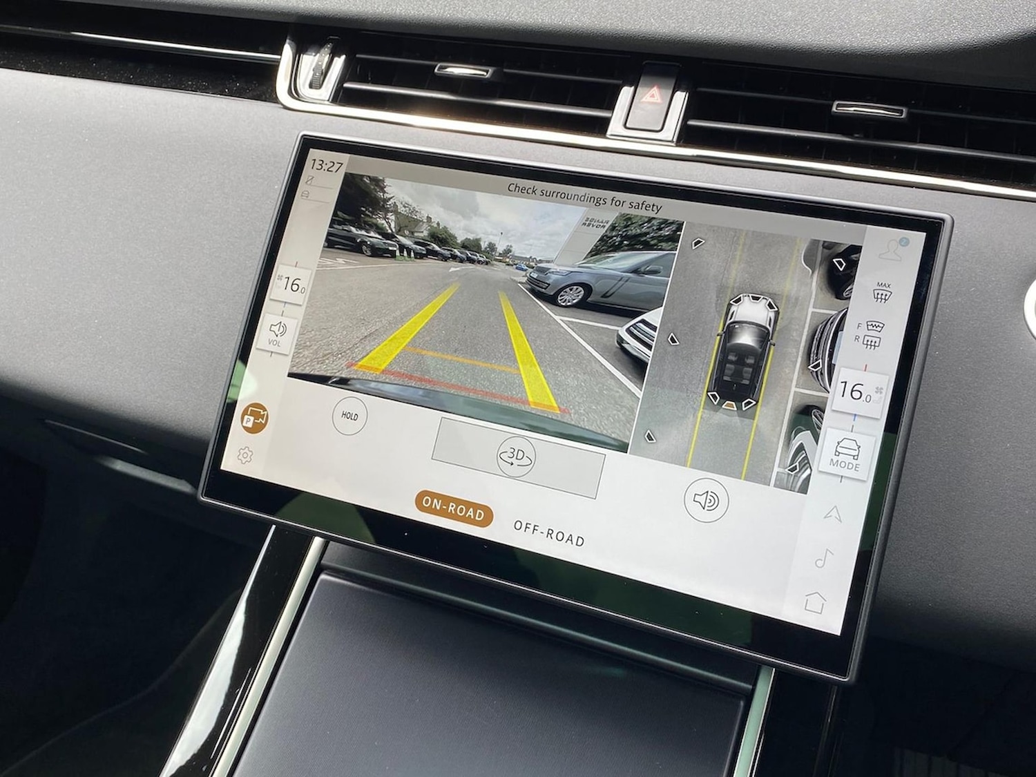 Used Land Rover Range Rover Evoque 2025 for sale - 77065779: Photo 14