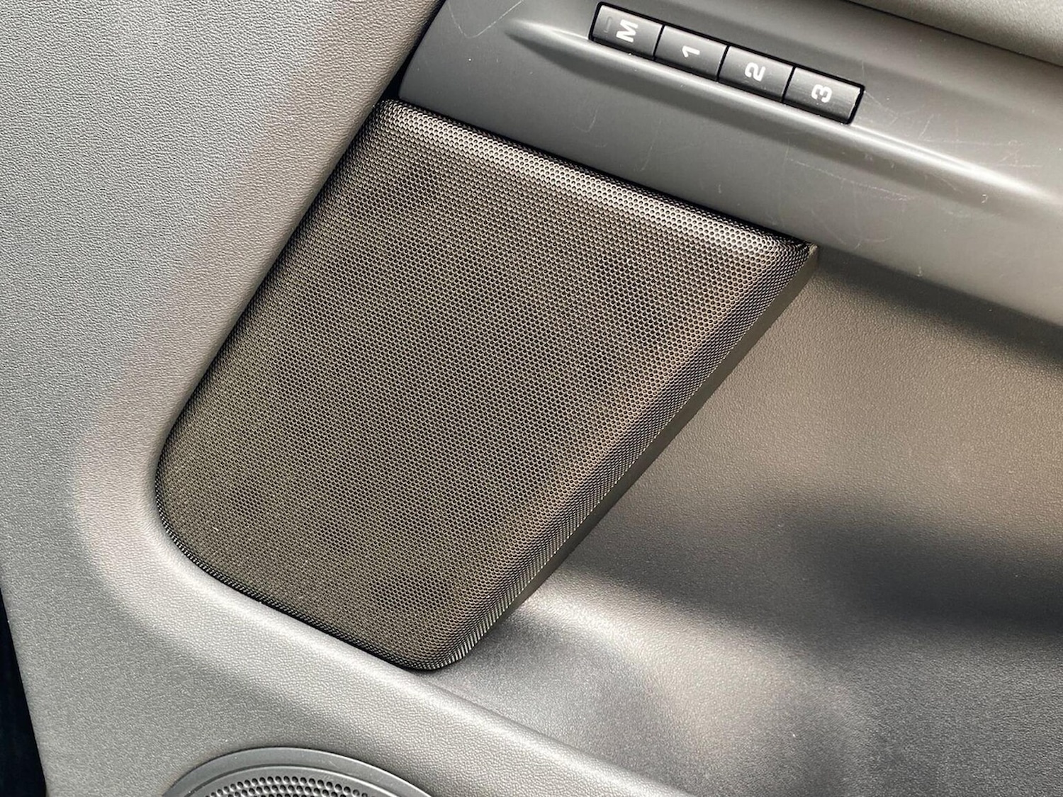 Used Land Rover Range Rover Evoque 2025 for sale - 77065779: Photo 26