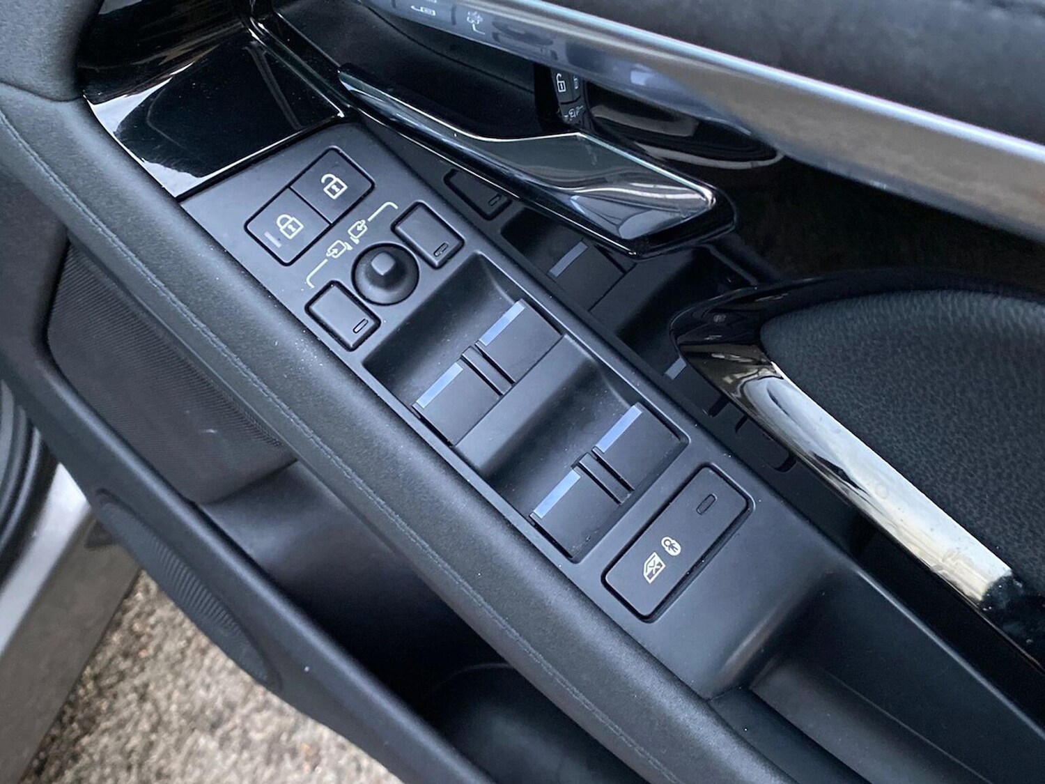 Used Land Rover Range Rover Evoque 2023 for sale - 77487858: Photo 25