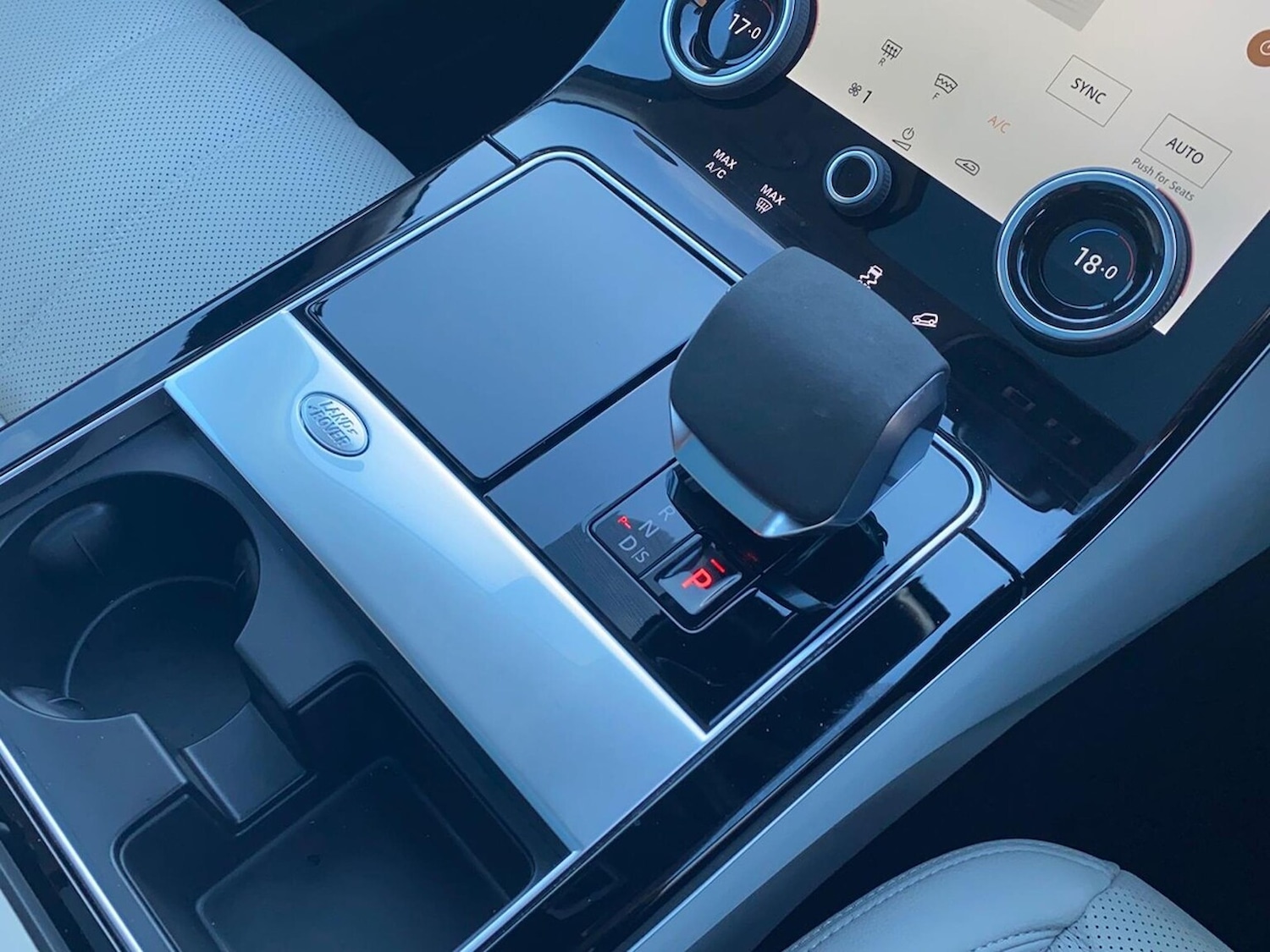 Used Land Rover Range Rover Velar 2022 for sale - 76375003: Photo 13