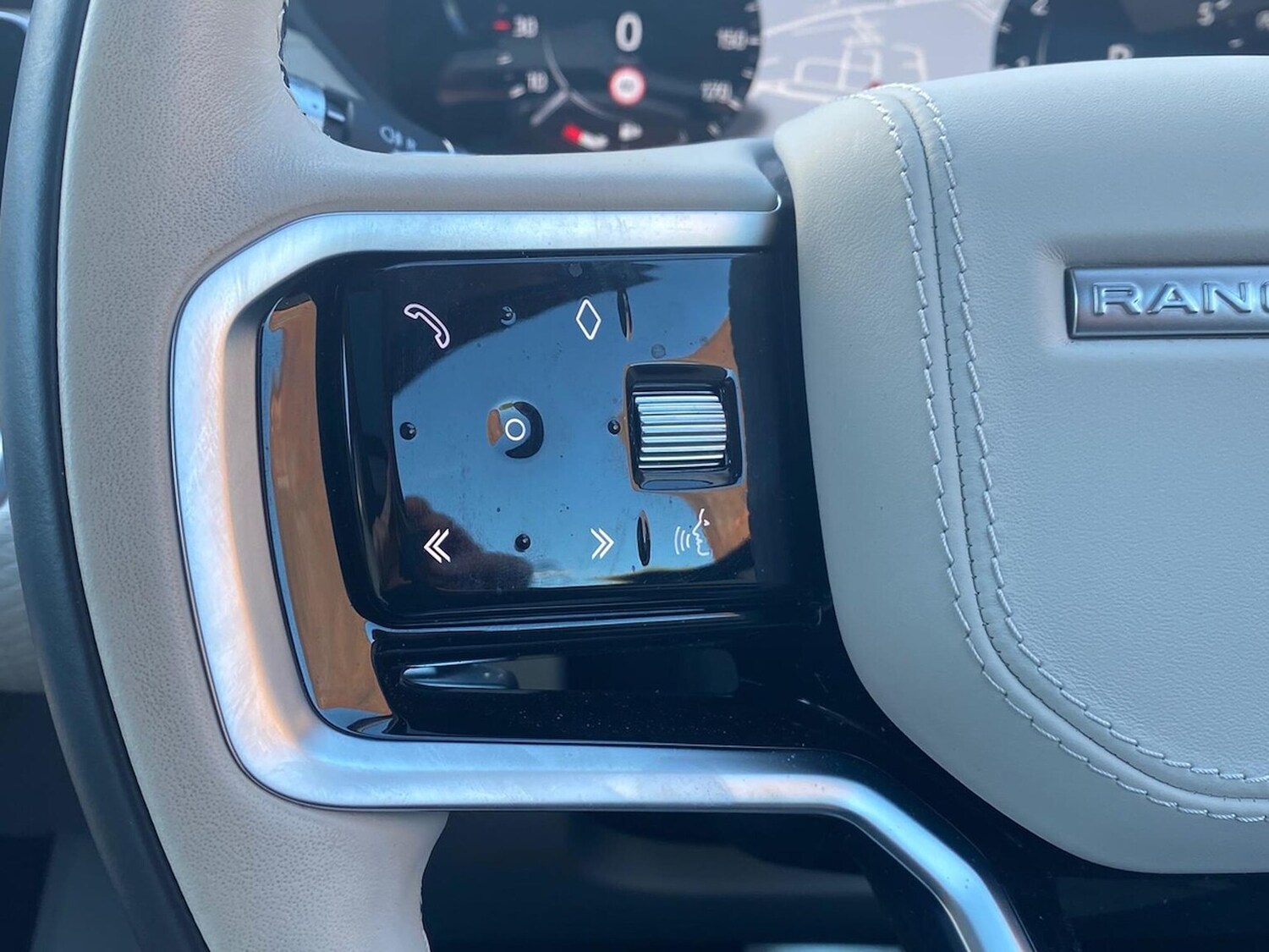 Used Land Rover Range Rover Velar 2022 for sale - 76375003: Photo 40