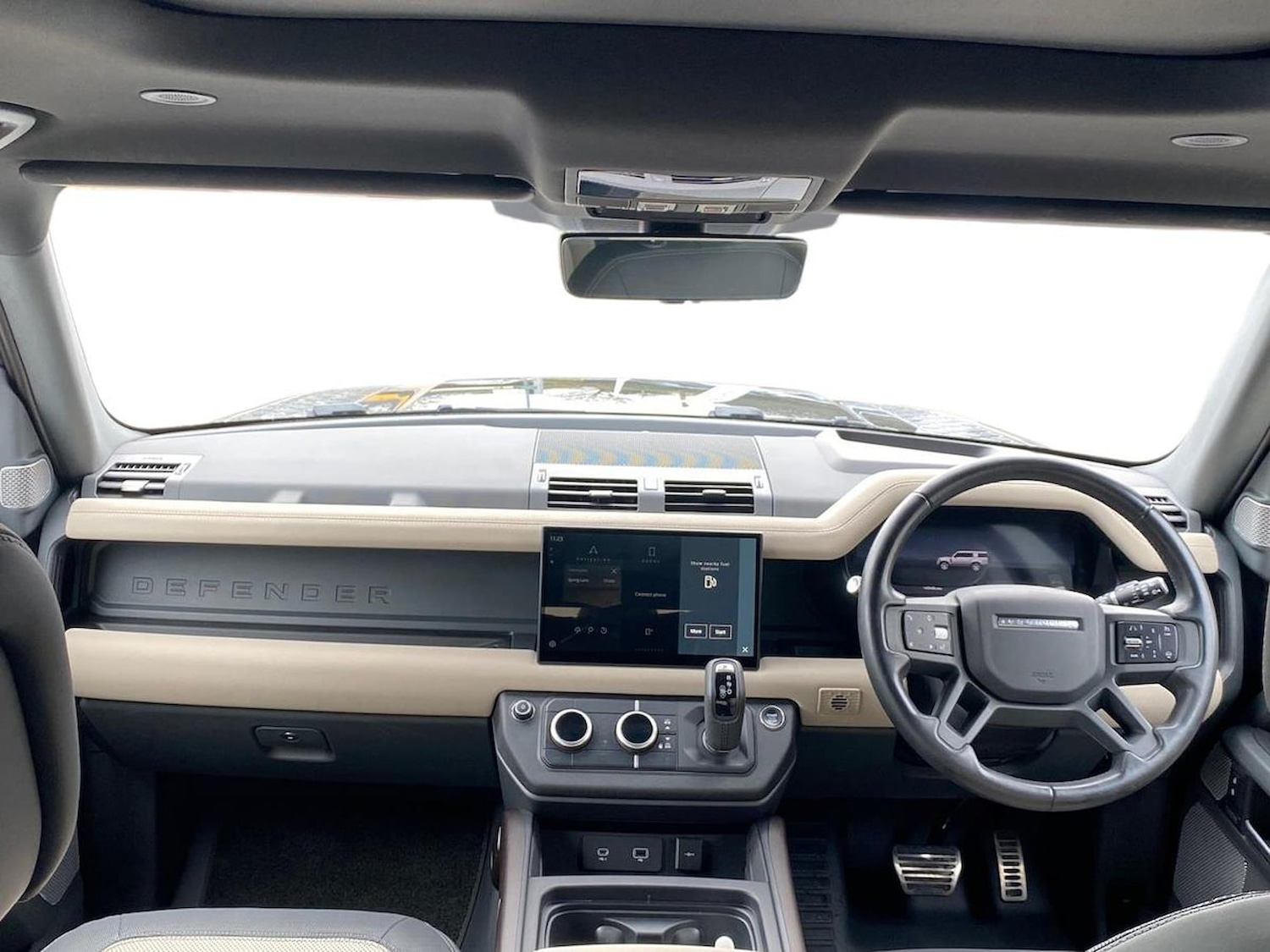 Used Land Rover Defender 2023 for sale - 78193561: Photo 11