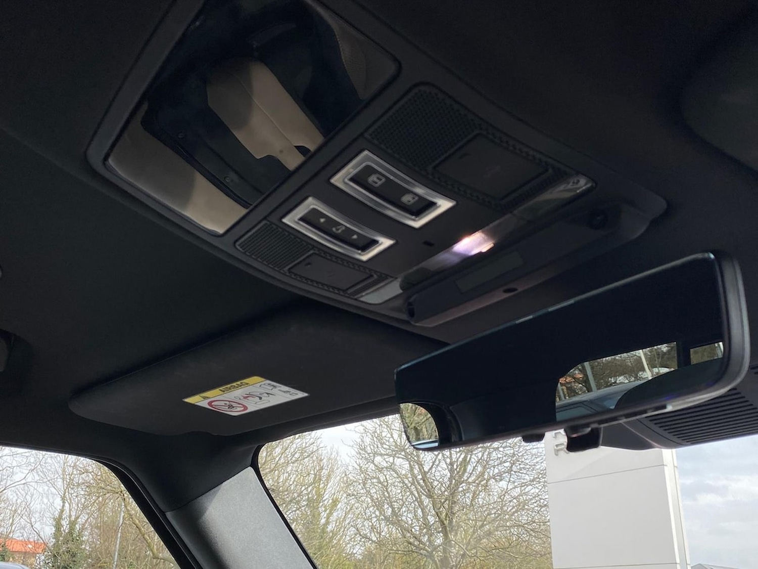 Used Land Rover Defender 2023 for sale - 78193561: Photo 25