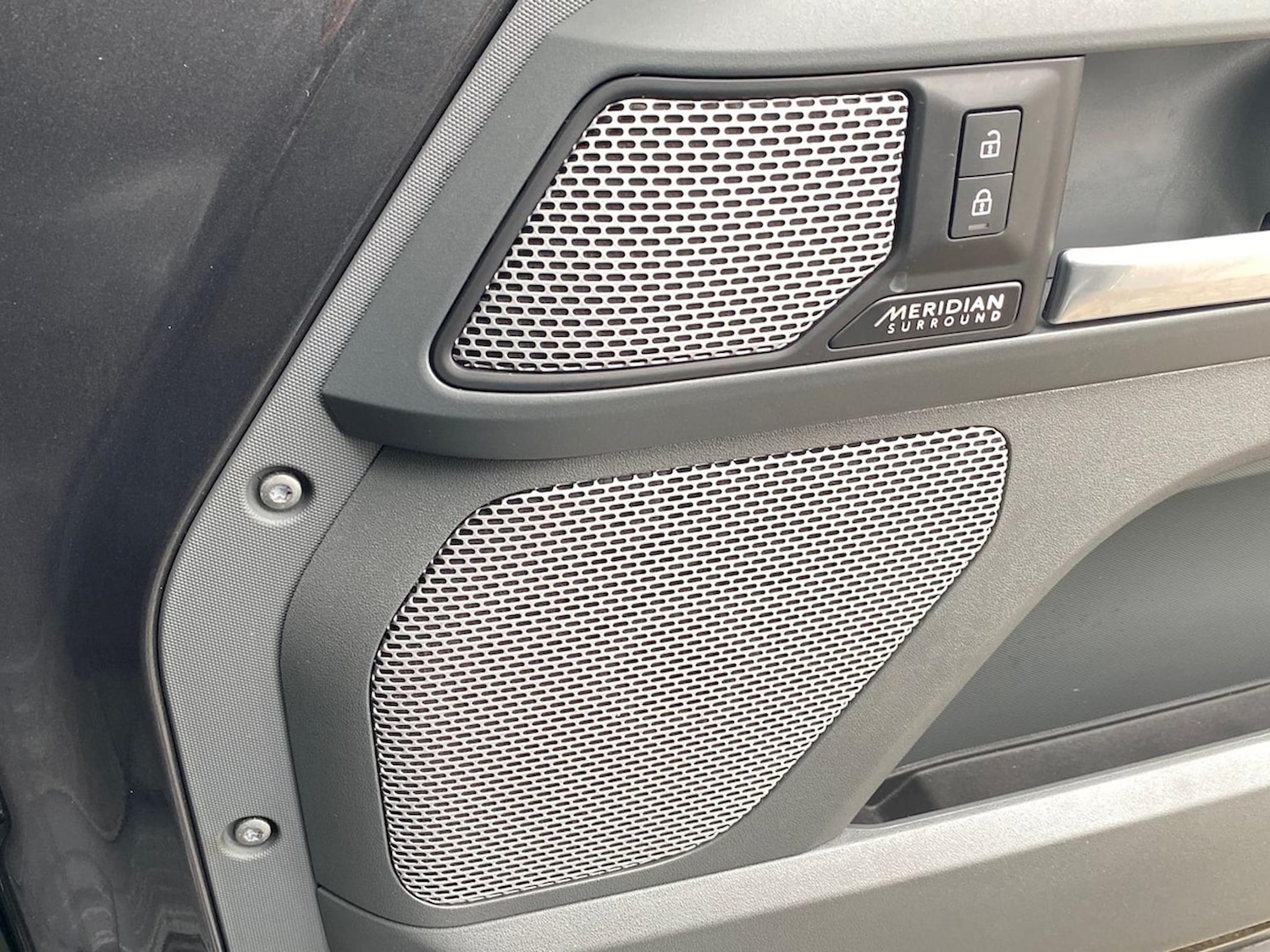 Used Land Rover Defender 2023 for sale - 78193561: Photo 26