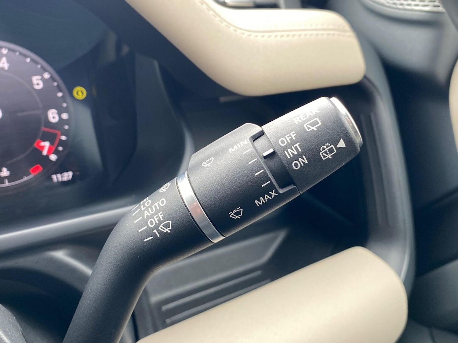 Used Land Rover Defender 2023 for sale - 78193561: Photo 35