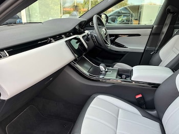 Used Land Rover Range Rover Evoque 2025 for sale - 79513154: Photo