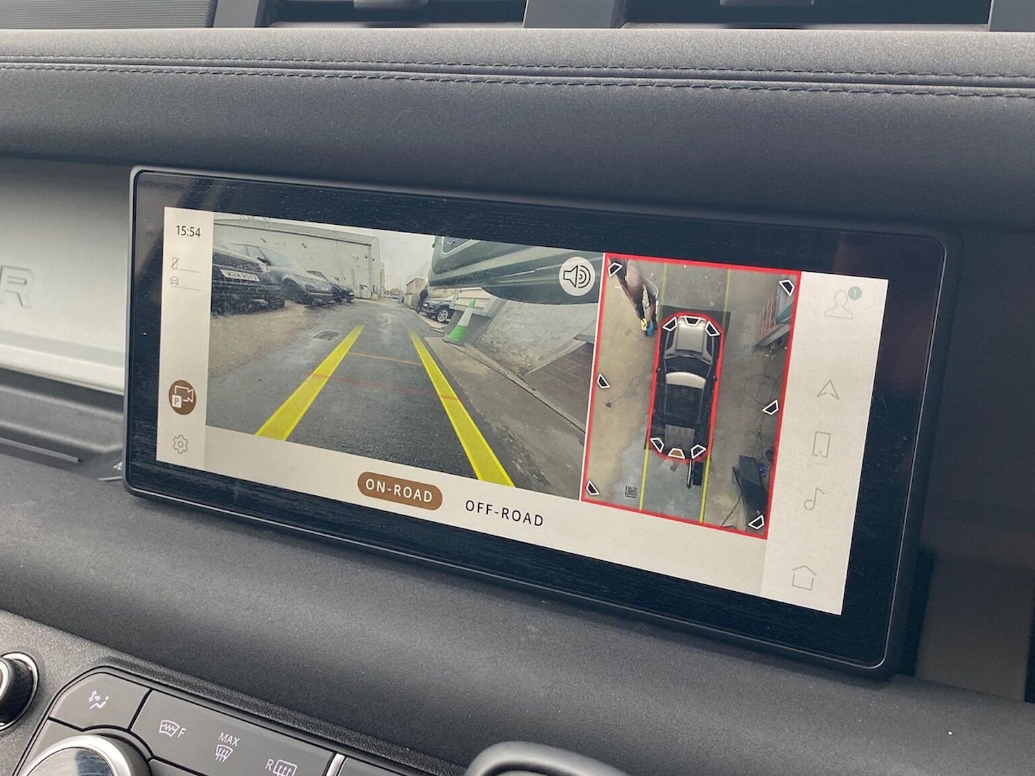 Used Land Rover Defender 2023 for sale - 78210208: Photo 14