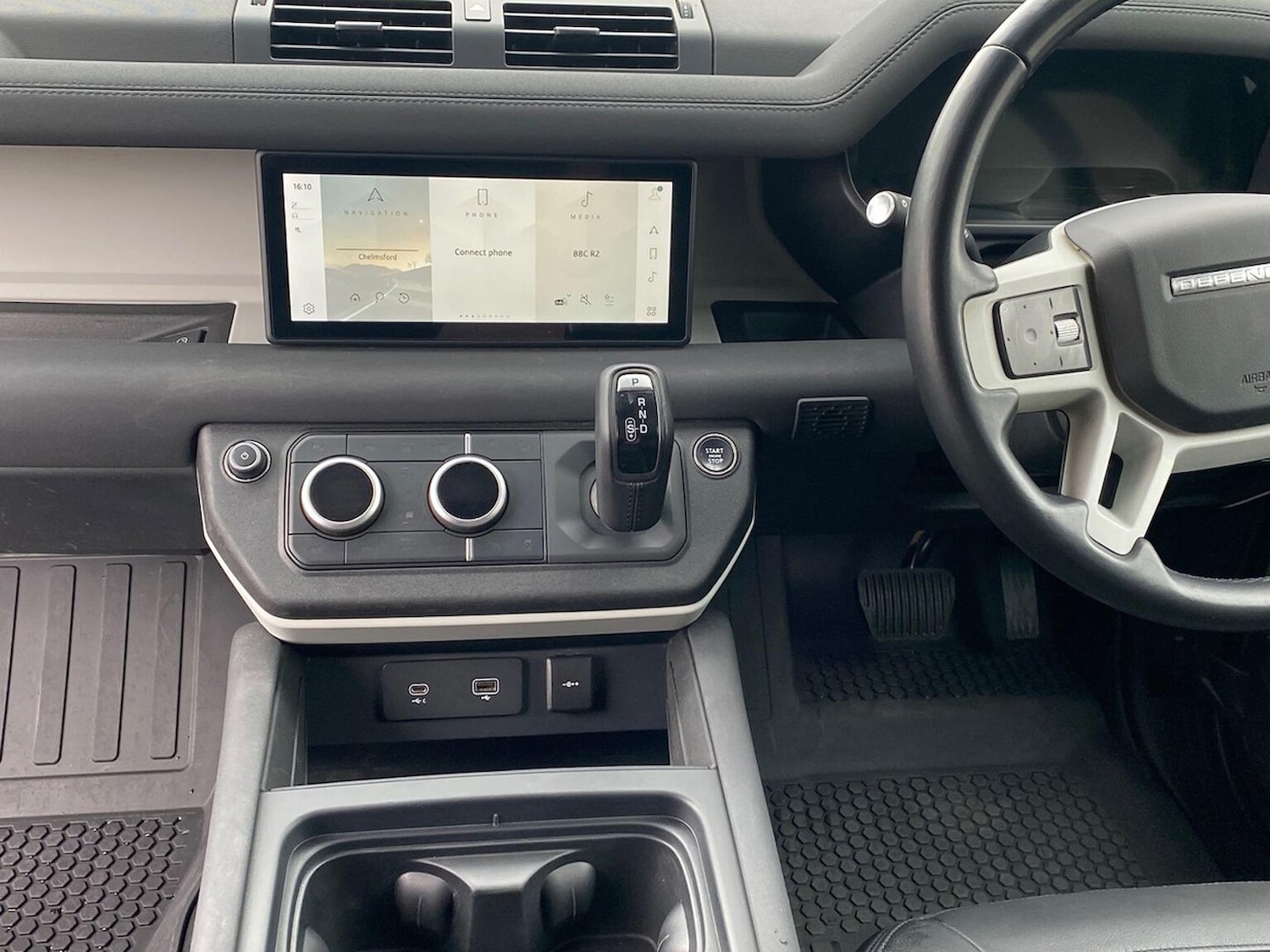 Used Land Rover Defender 2023 for sale - 78210208: Photo 16