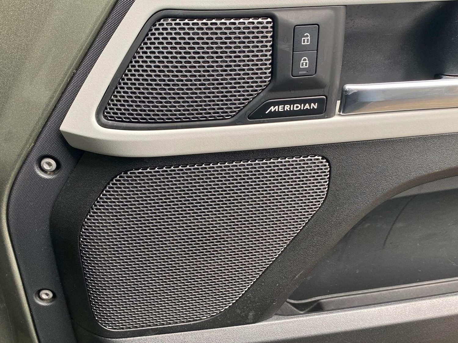 Used Land Rover Defender 2023 for sale - 78210208: Photo 26