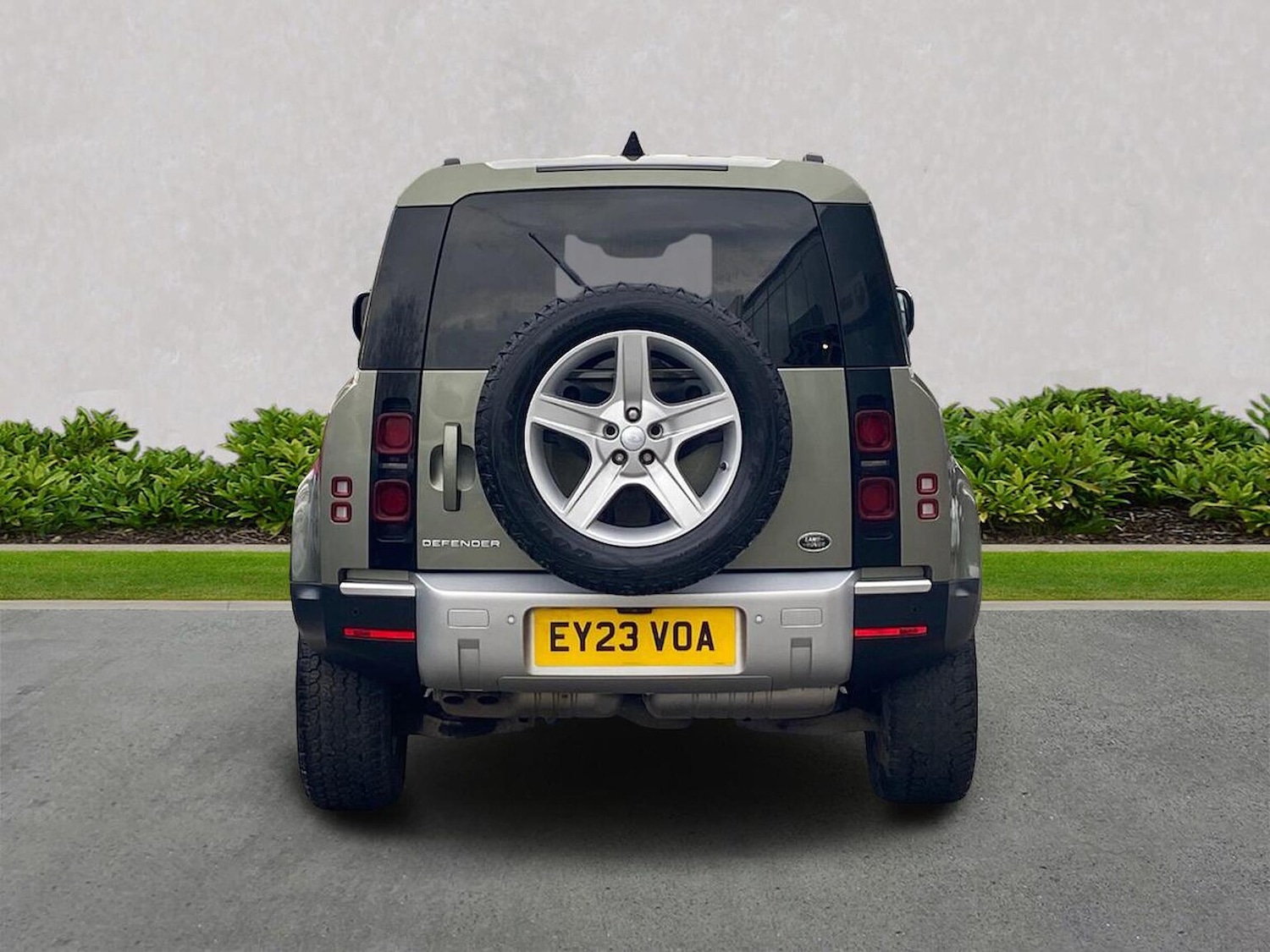 Used Land Rover Defender 2023 for sale - 78210208: Photo 8